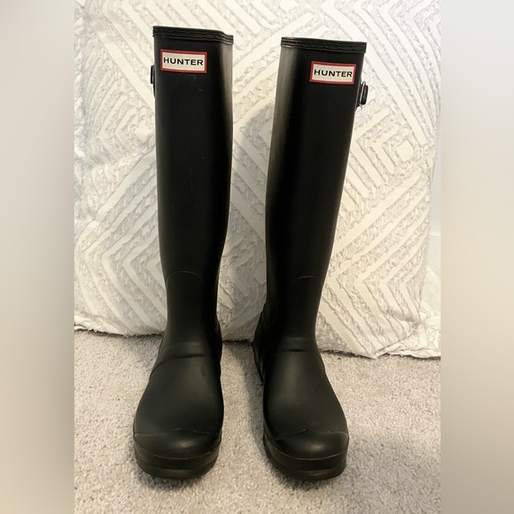 Hunter Shoes - Women’s Original Tall Hunter Rain Boots